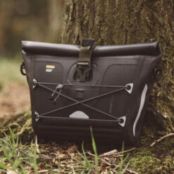 Riverside 3.5L Waterproof Handlebar Bag Bikepacking -Outdoor Camping Equipment Store k1a5d959b2cde812cb1695cff3d7f67c6
