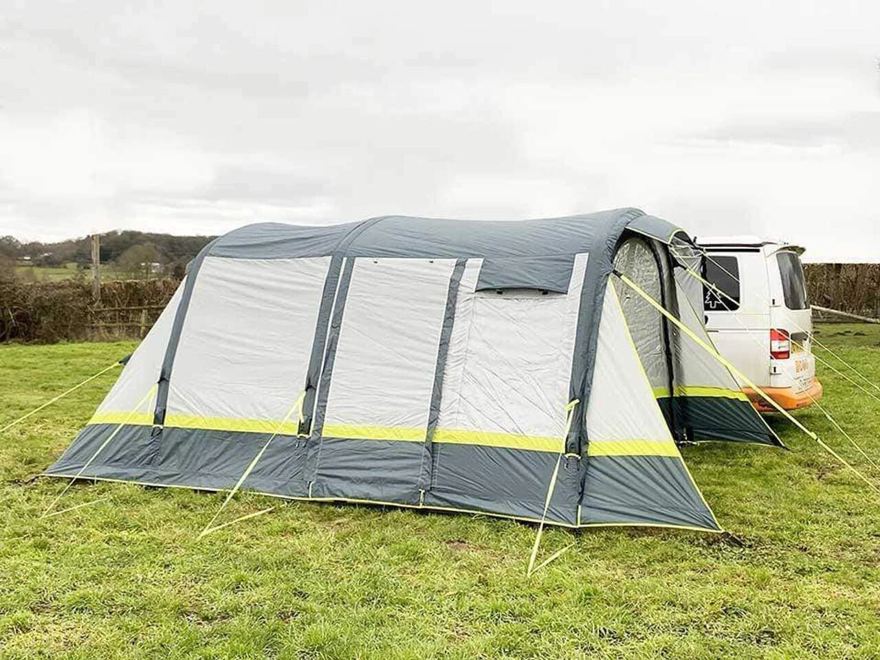 OLPRO Cocoon Breeze - Inflatable Campervan Awning 7 OLPRO Cocoon Breeze - Inflatable Campervan Awning - Image 5