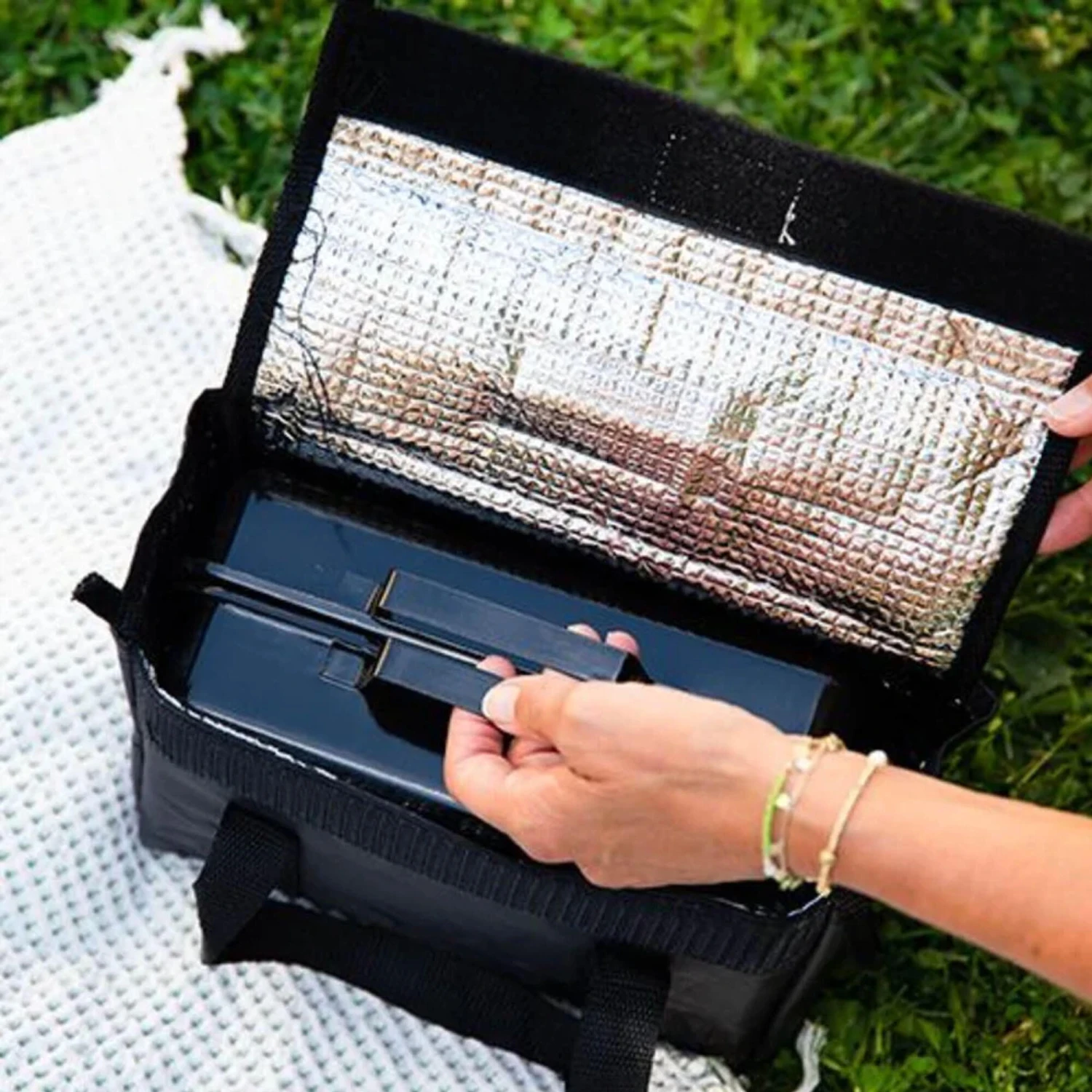 Portable Stainless Steel Compact ECO BBQ For Camping & Travel 7 Portable Stainless Steel Compact ECO BBQ For Camping & Travel - Image 5