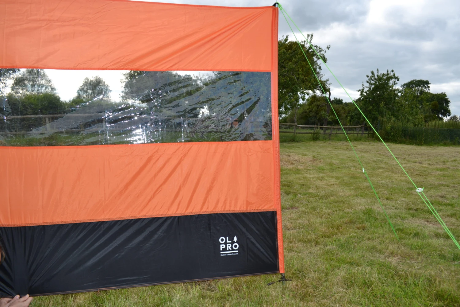 OLPRO Compact Windbreak 6 OLPRO Compact Windbreak - Image 4