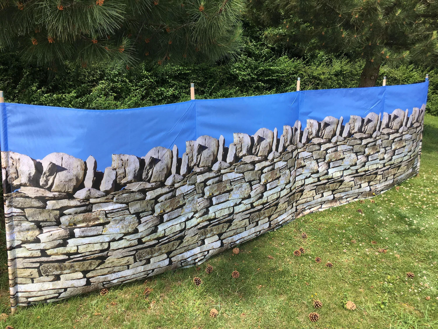 OLPRO Stone Wall 5 Pole Wooden Windbreak 4 OLPRO Stone Wall 5 Pole Wooden Windbreak - Image 2