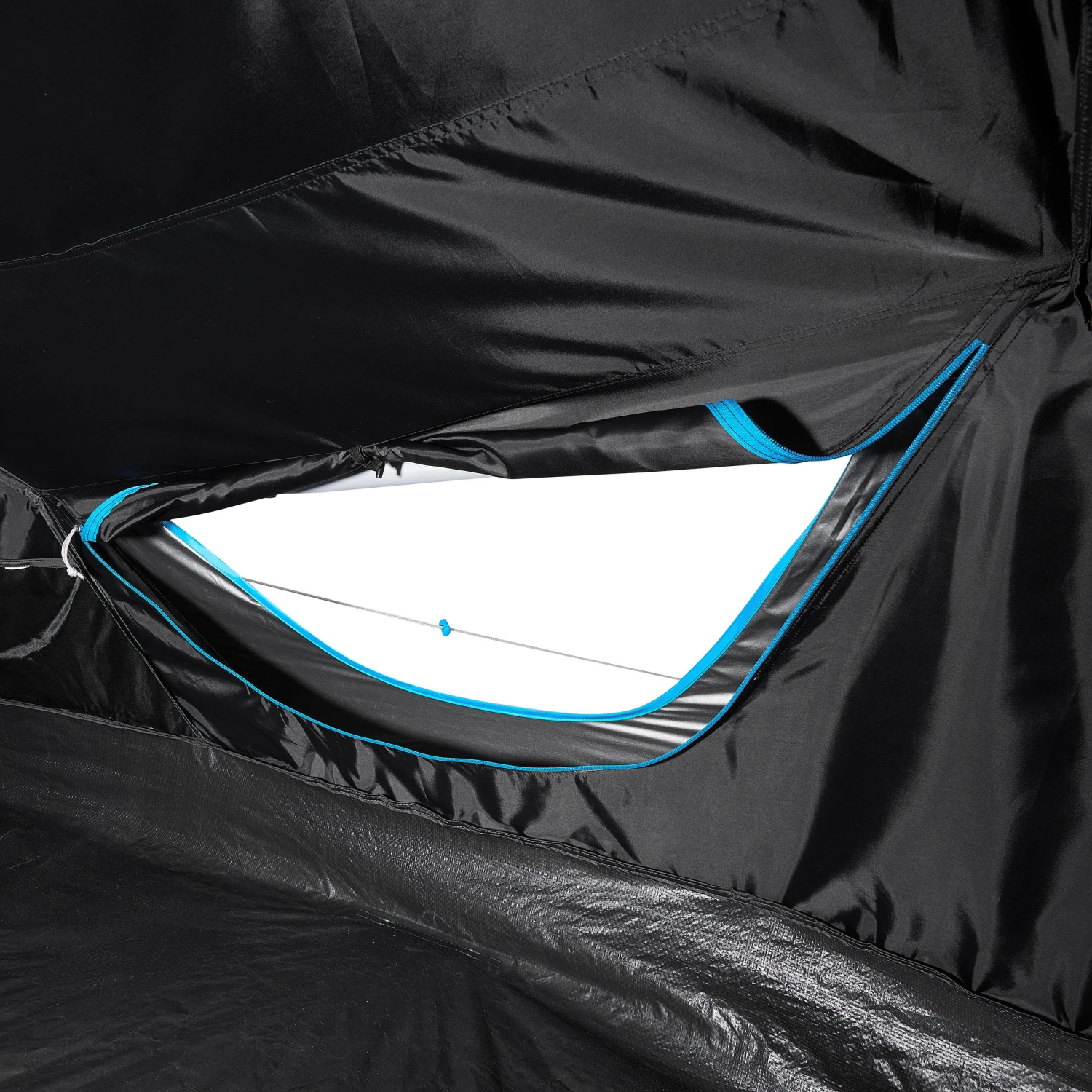 Quechua 3 Man Pop-Up Blackout Tent 17 Quechua 3 Man Pop-Up Blackout Tent - Image 15