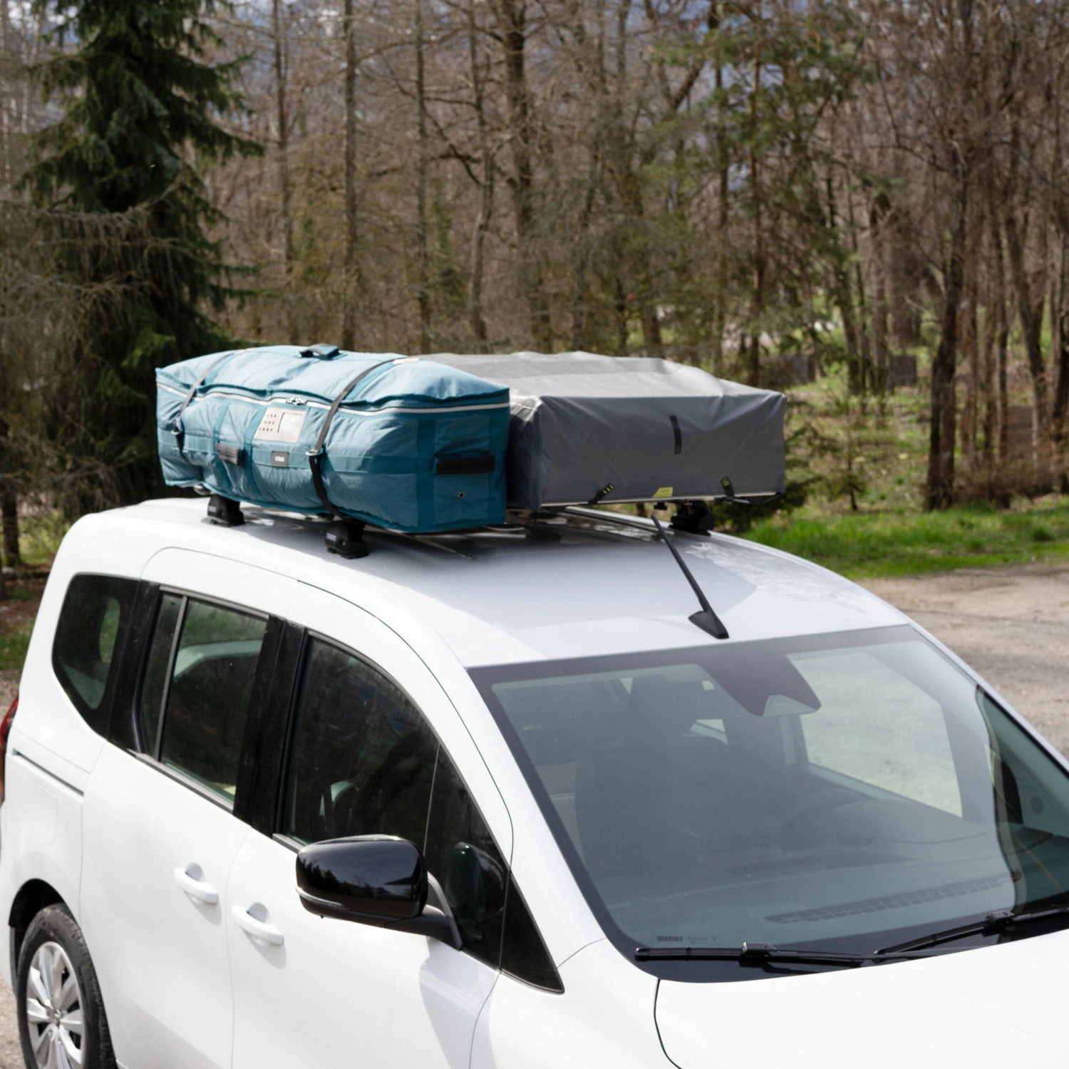 Quechua INFLATABLE ROOF TENT MH900 FRESH & BLACK 2 PERSON 5 Quechua INFLATABLE ROOF TENT MH900 FRESH & BLACK 2 PERSON - Image 3