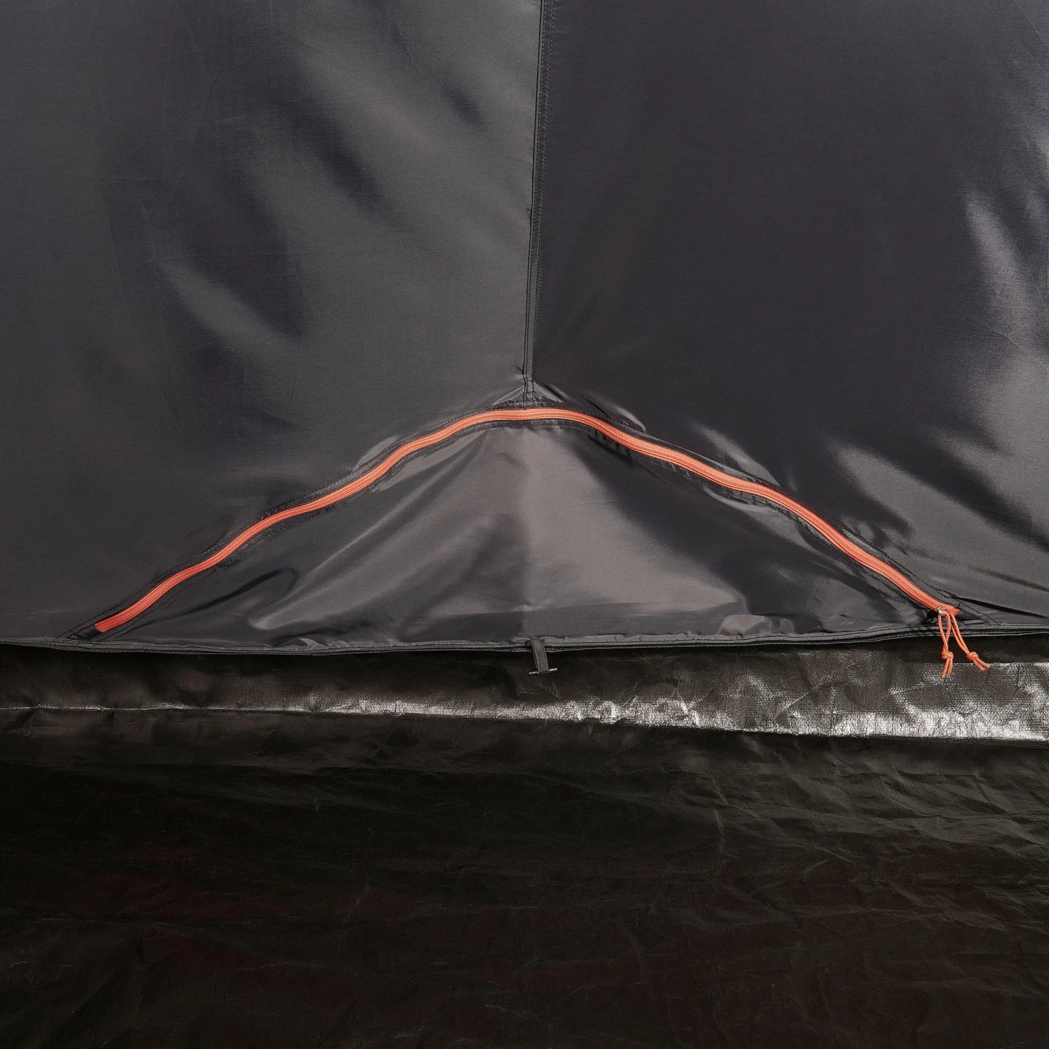 Quechua 4 Man Inflatable Blackout Tent 11 Quechua 4 Man Inflatable Blackout Tent - Image 10