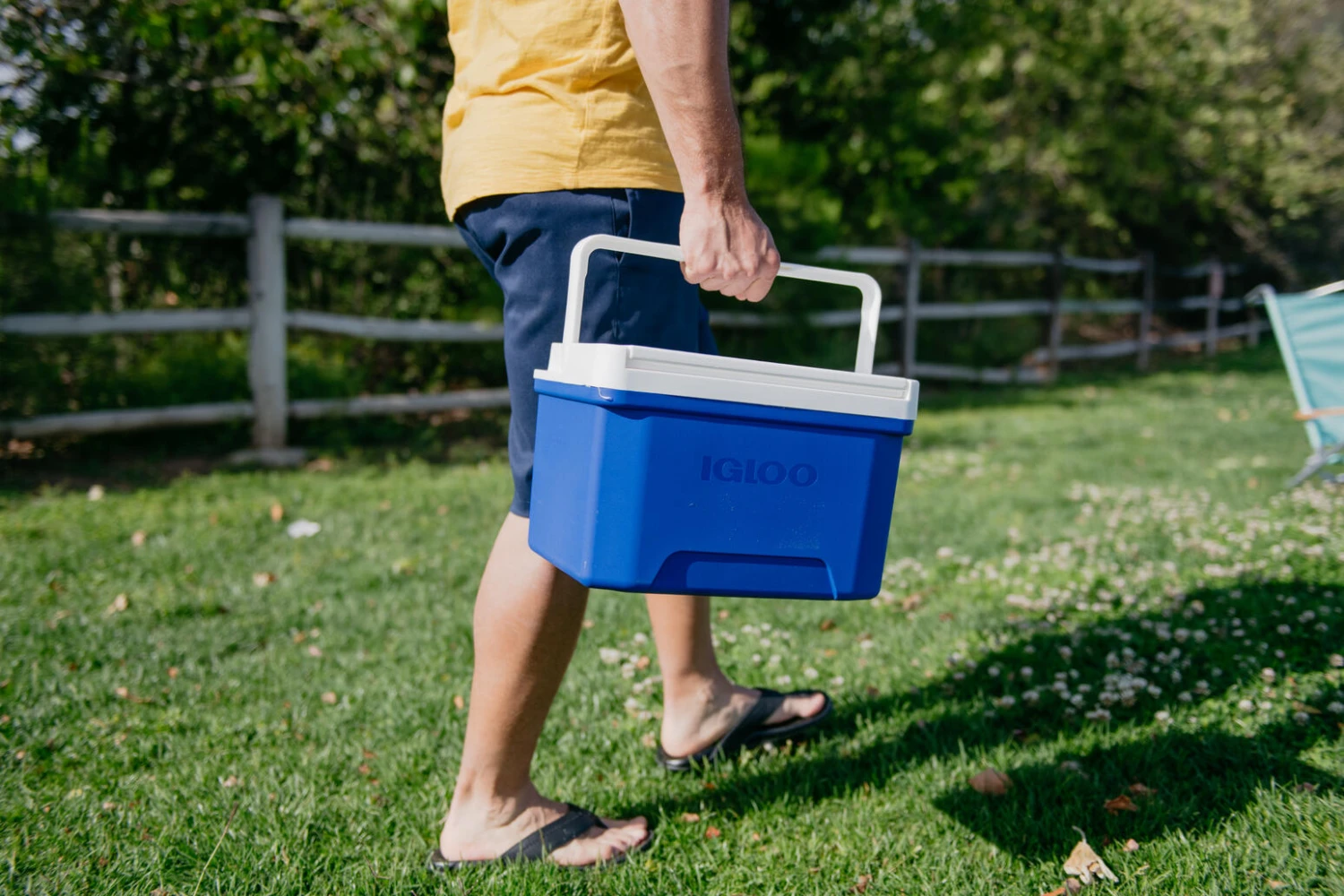 IGLOO Laguna 9 Cool Box Red 11 IGLOO Laguna 9 Cool Box Red - Image 9